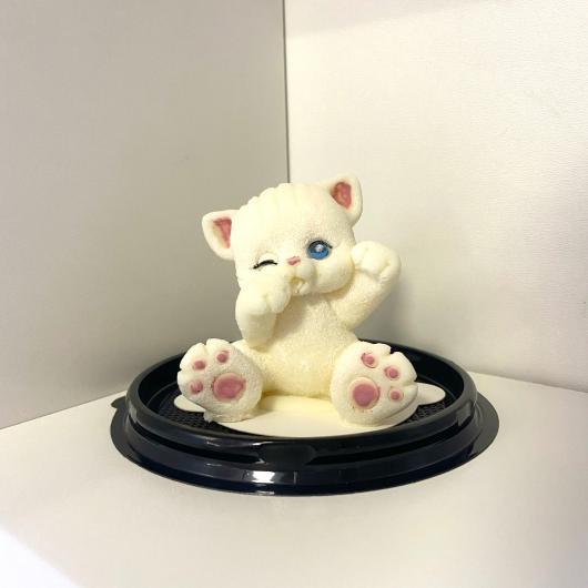 Фигурка из шоколадной глазури Котик, цветная